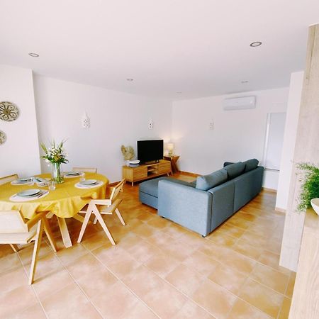 Beach Apartment Gabriela With Pool Porches  Eksteriør billede